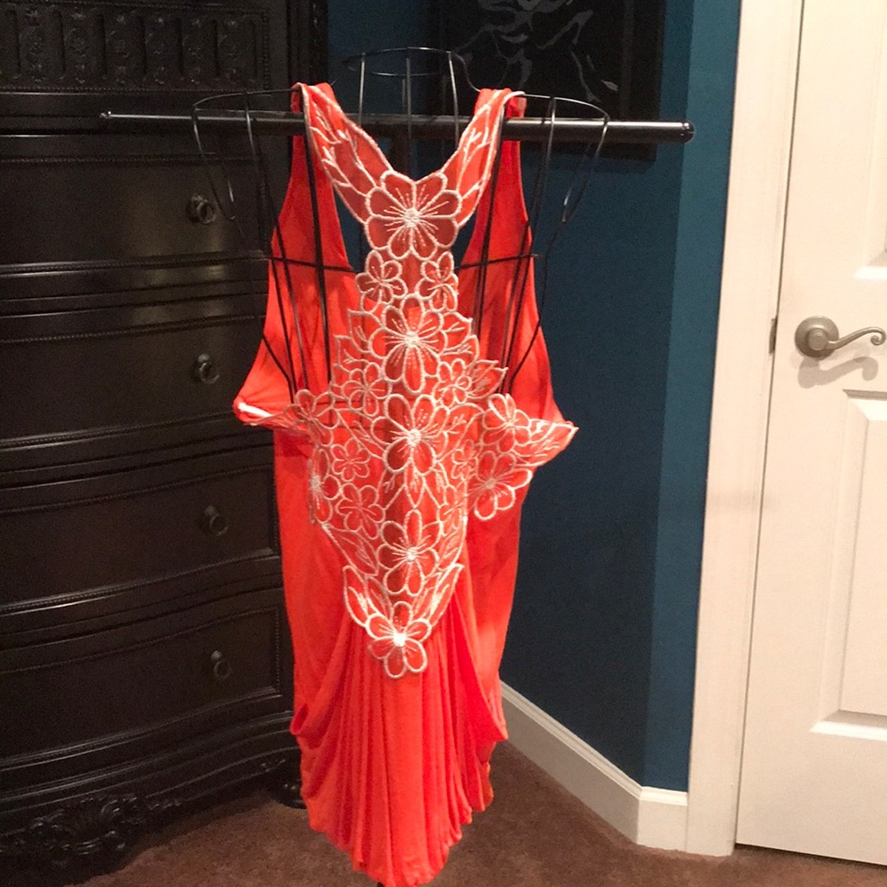 Robin K. Tank Top - Picture 2 of 2